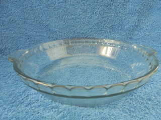 Pyrex, lasinen matala vuoka, kytetyt tavarat, A3238