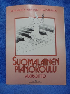 Suomalainen pianokoulu, Alkusoitto, K1568