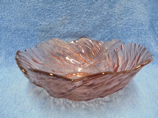 Riihimen lasi, kookas roosa lasikulho, Ultra, Pertti Kallioinen, A3278