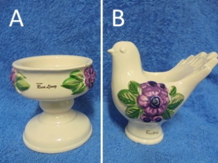 Keraaminen, kynttilänjalka tai Lintu-maljakko, violetti kukka, Rosa Ljung, E944