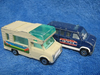 Majorette Fourgon, asuntoauto, poliisiauto, keräily,  E238