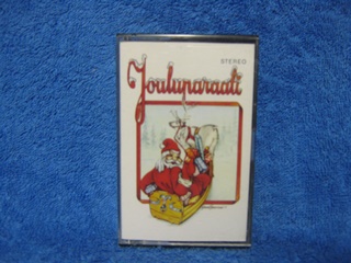 Jouluparaati stereo, c-kasetti, suomalaisia joululauluja, R757