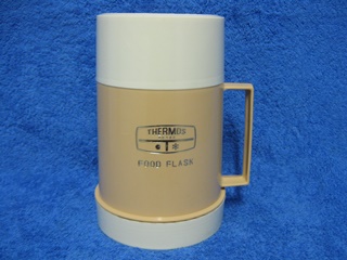 Thermos brand, beesi ruokatermospullo 0.5L, A521