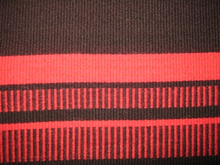 Punamusta raanu, kytetty seinvaate, S982