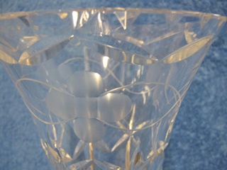 Riihimen lasi, kookas kristallimaljakko, hopeajalusta, A1907