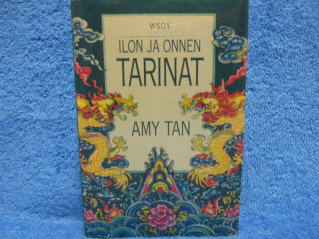 Ilon ja onnen tarinat, Tan Amy, K764