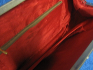 Musta ksilaukku, punainen sisusta, vanhat ksilaukut, V584