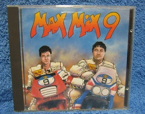 Max Mix 9, Black box- Ride on time, CD-levy, R648