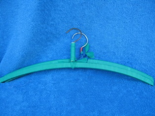 Retro-puuhenkari, 2kpl, vihre muovinauha, S15