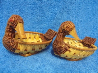 Sorsa-pajukulhot 2kpl, koristekorit, vintage, S295