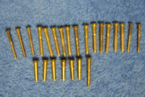 Messinkiruuvit, talttauraiset, tasakantaiset, 30-40mm, 24kpl, T76