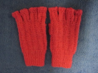 Pinkit, käsinkudotut kynsikkäät, koko 6, sormettomat hanskat, V52