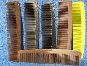 Muoviset kammat 6kp, ruskea, vihre, musta, V880