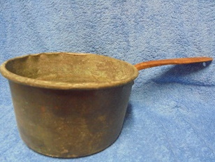 Vanha painava vuotava kasari, koriste, rekvisiitta, S194